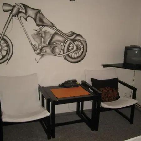 Hotel Tronicek Jilove u Prahy